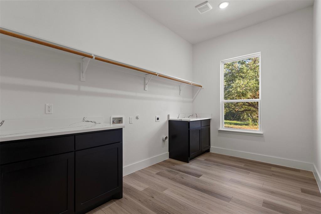 Paradise Oaks Sub - Residential