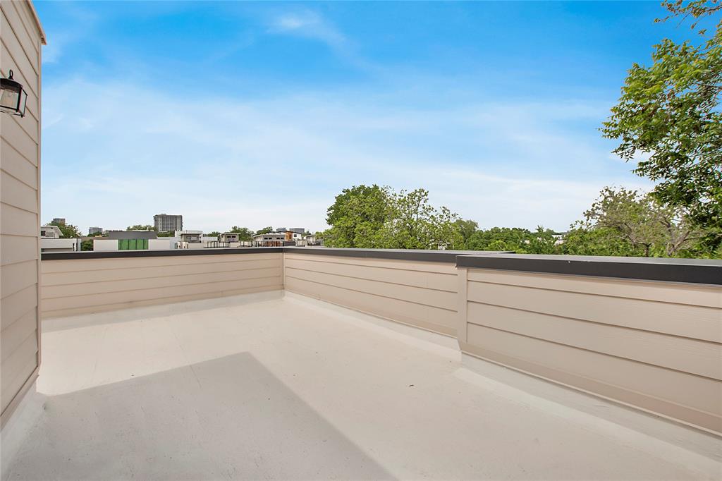 Roseland Patio Condos - Residential Lease