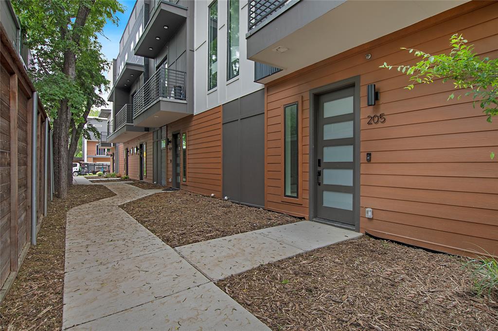 Roseland Patio Condos - Residential Lease