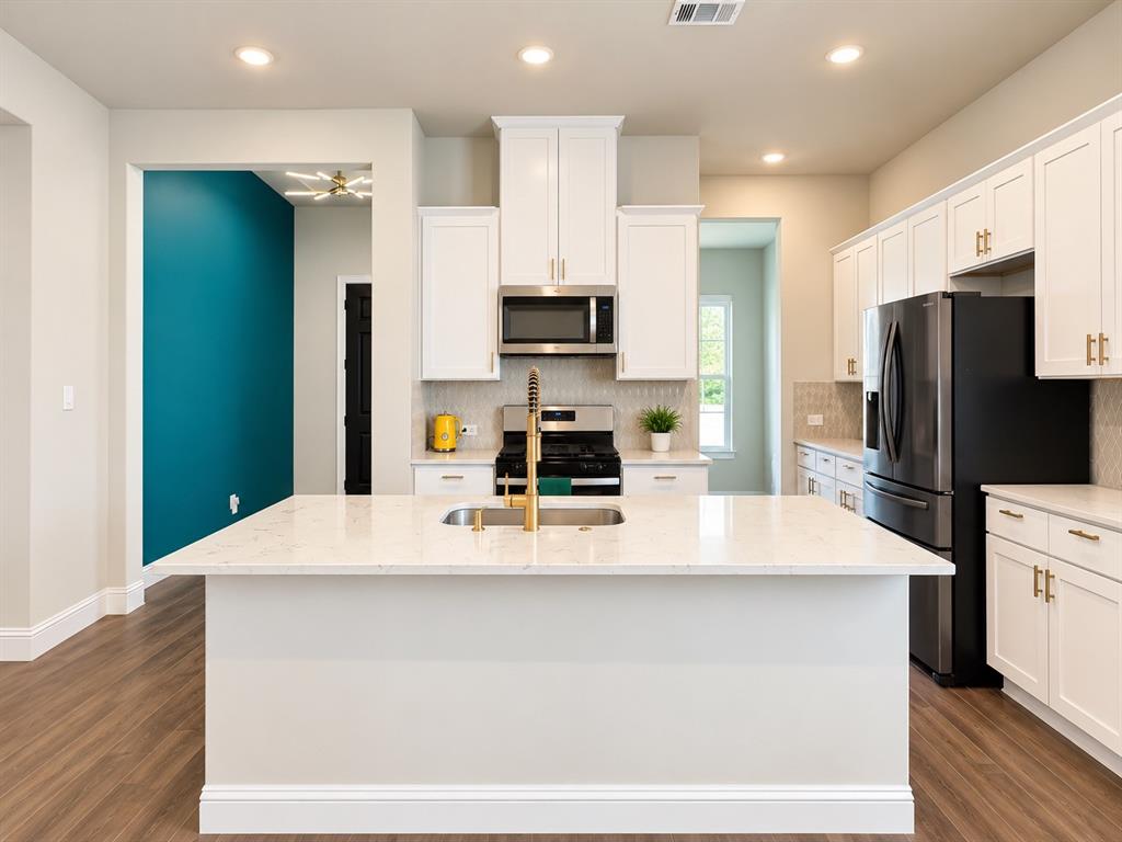 405 Hoot Owl Hill