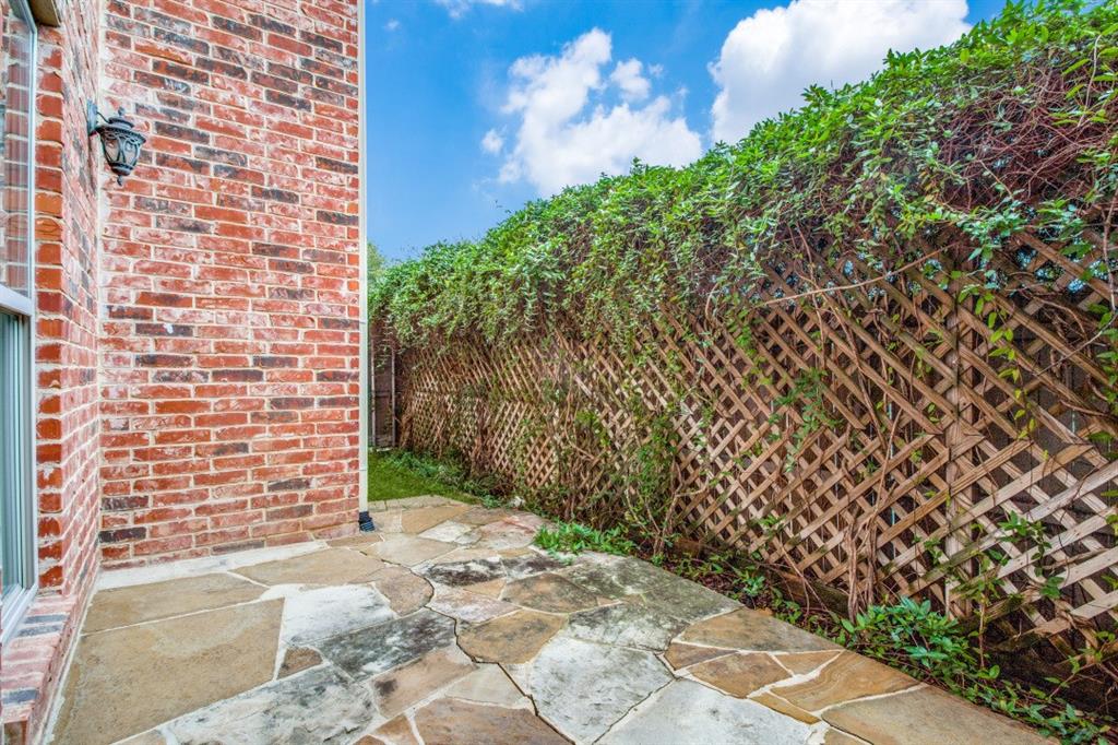 Lovers Lane Condo 4125 - Residential Lease