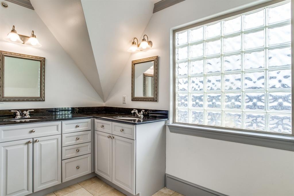 Lovers Lane Condo 4125 - Residential Lease