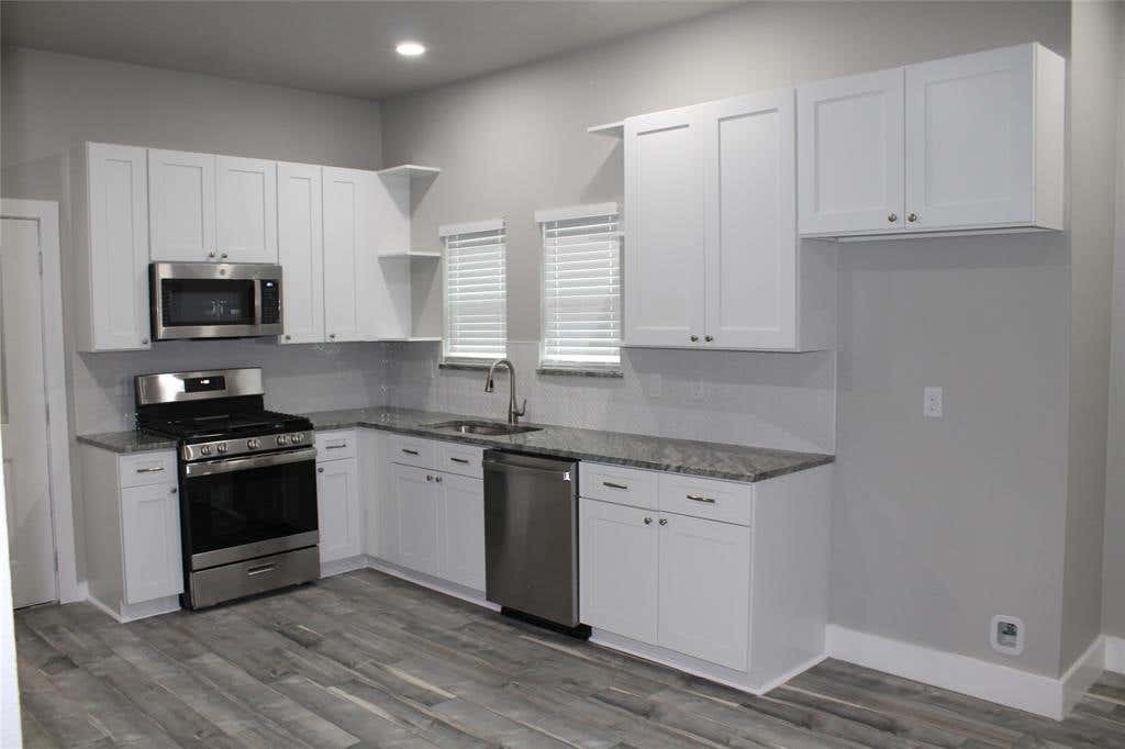 Photo of 104-3 Lots Hubbard Street, Alvord, TX 76225 (MLS # 21350678)