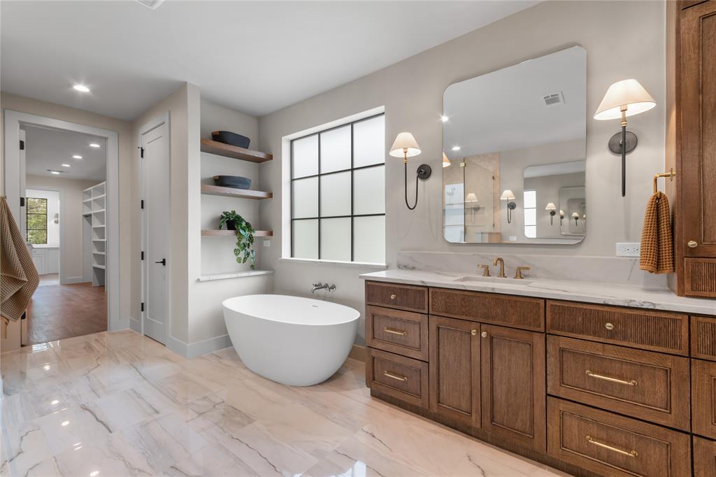 Lake Crest - Residential