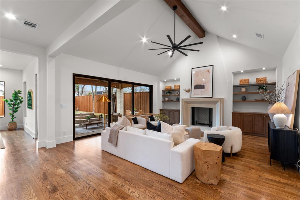 Lake Crest - Residential