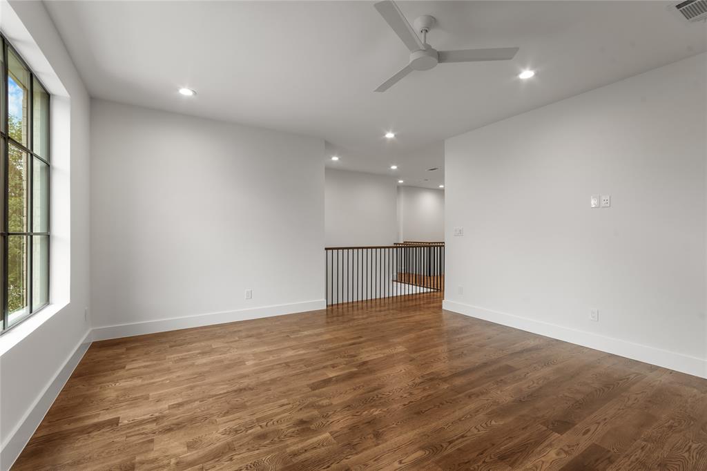 Lake Crest - Residential