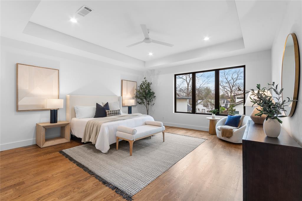 Lake Crest - Residential