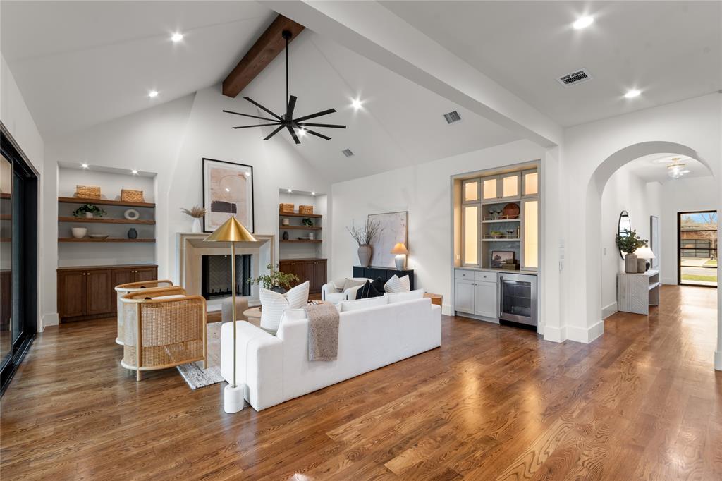 Lake Crest - Residential