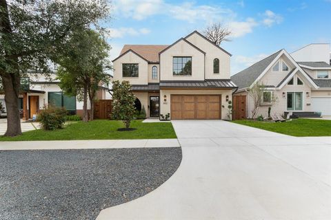 Photo of 8611 San Fernando Way, Dallas, TX 75218 (MLS # 21195101)