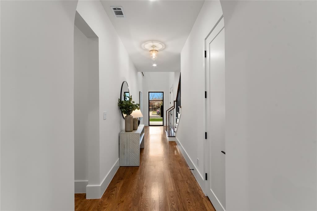 Lake Crest - Residential