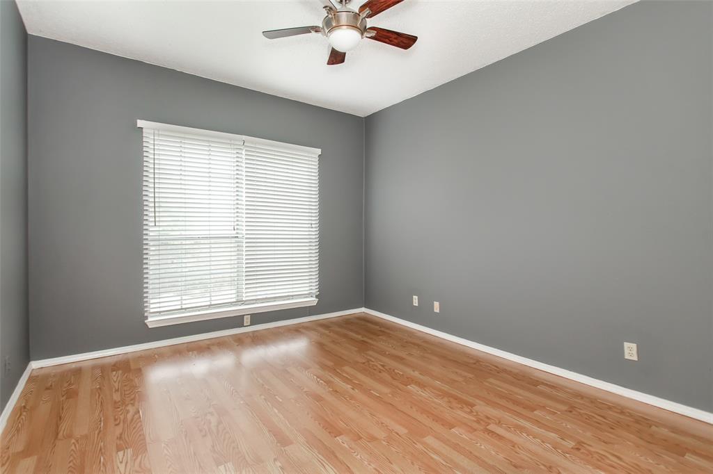 Oaks Of Lakewood Condo - Residential Lease