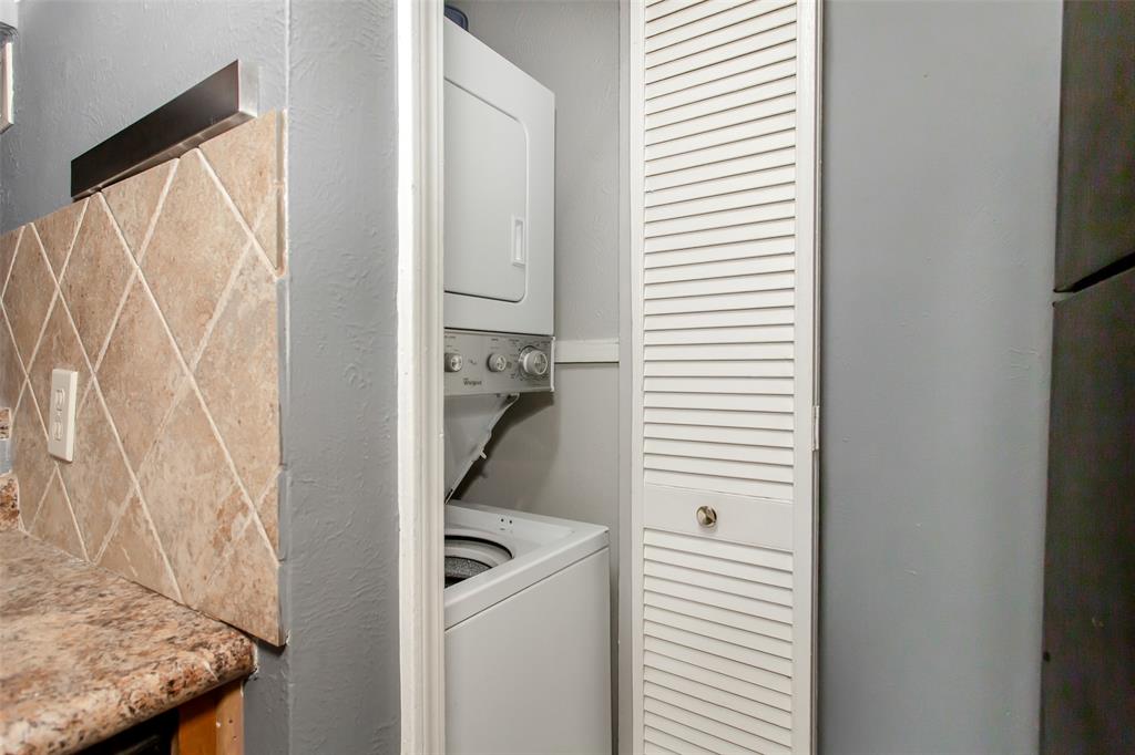 Oaks Of Lakewood Condo - Residential Lease