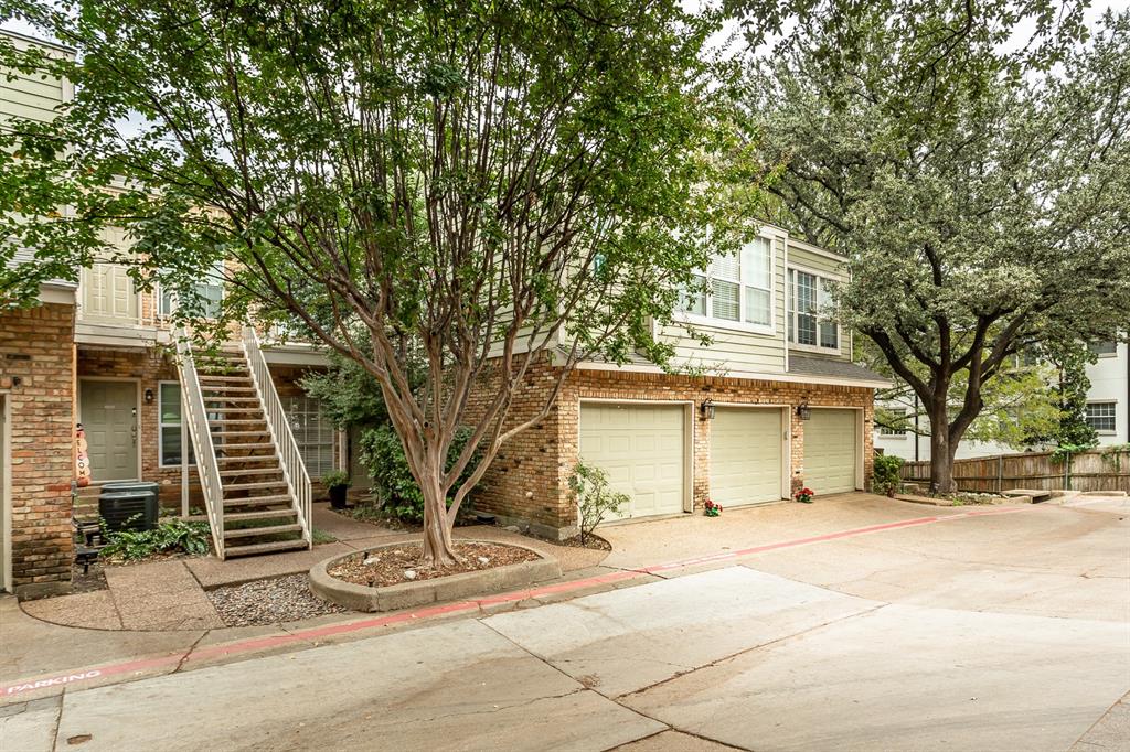 Oaks Of Lakewood Condo - Residential Lease