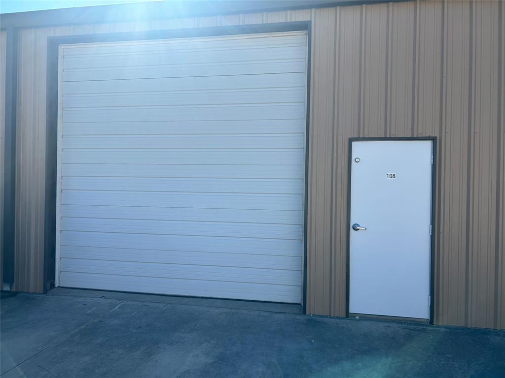 11975 Cleveland Gibbs Road 201