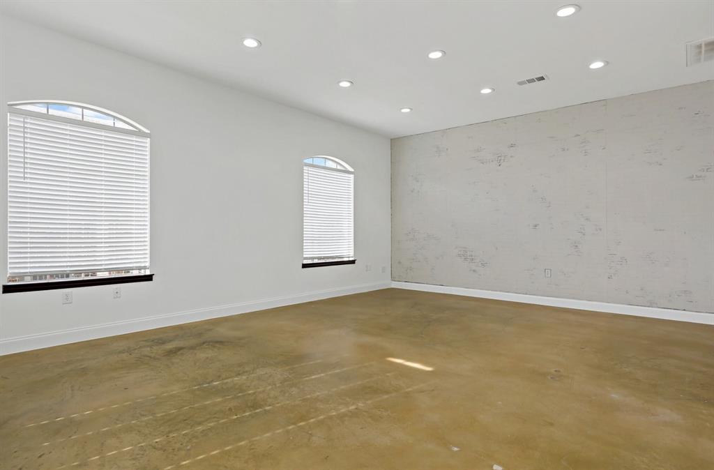 Ez Office Condos - Commercial Lease