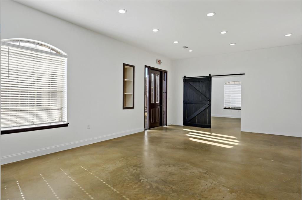 Ez Office Condos - Commercial Lease