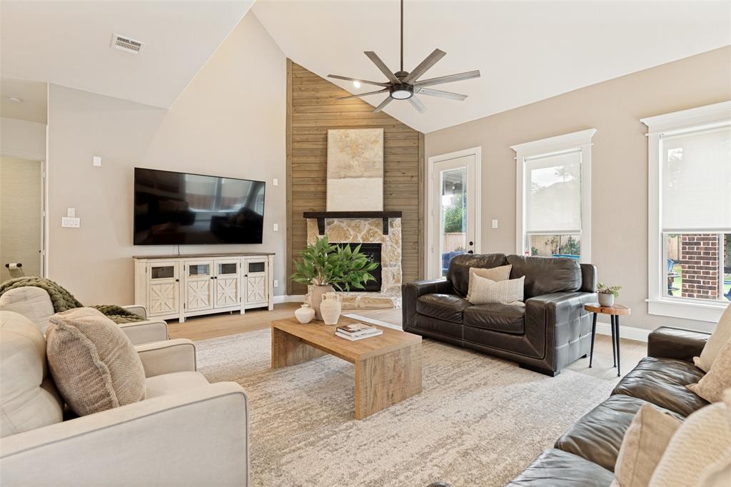7913 Caddo Cove