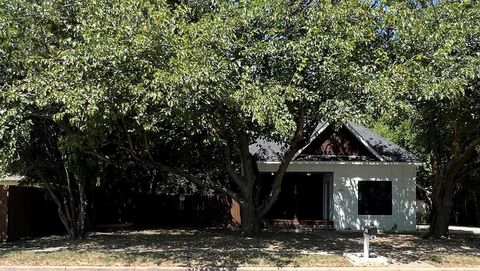 A home in Cleburne