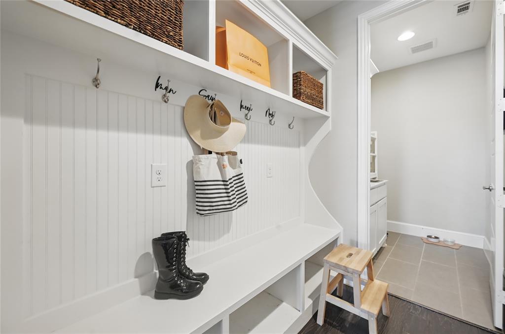 The Colony, Texas 75056, United States, 6 Bedrooms Bedrooms, ,5 BathroomsBathrooms,Residential,Active,120910