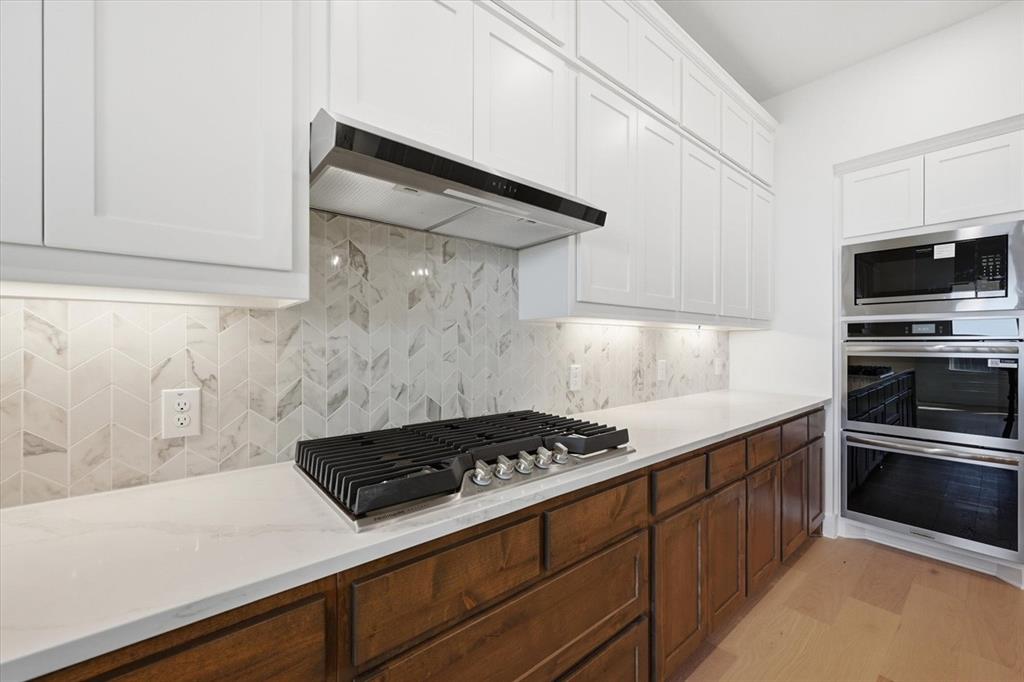 2637 Buckingham Lane