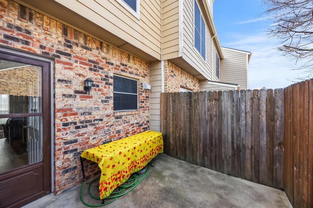 Pheasant Landing #8 - Residential