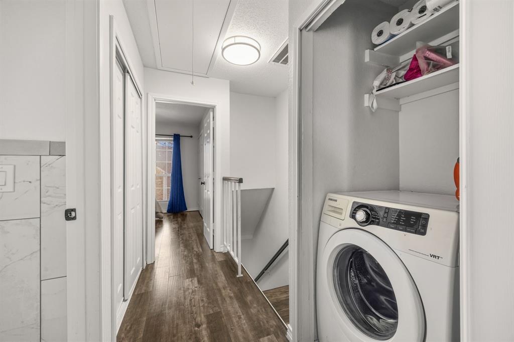 Pheasant Landing #8 - Residential