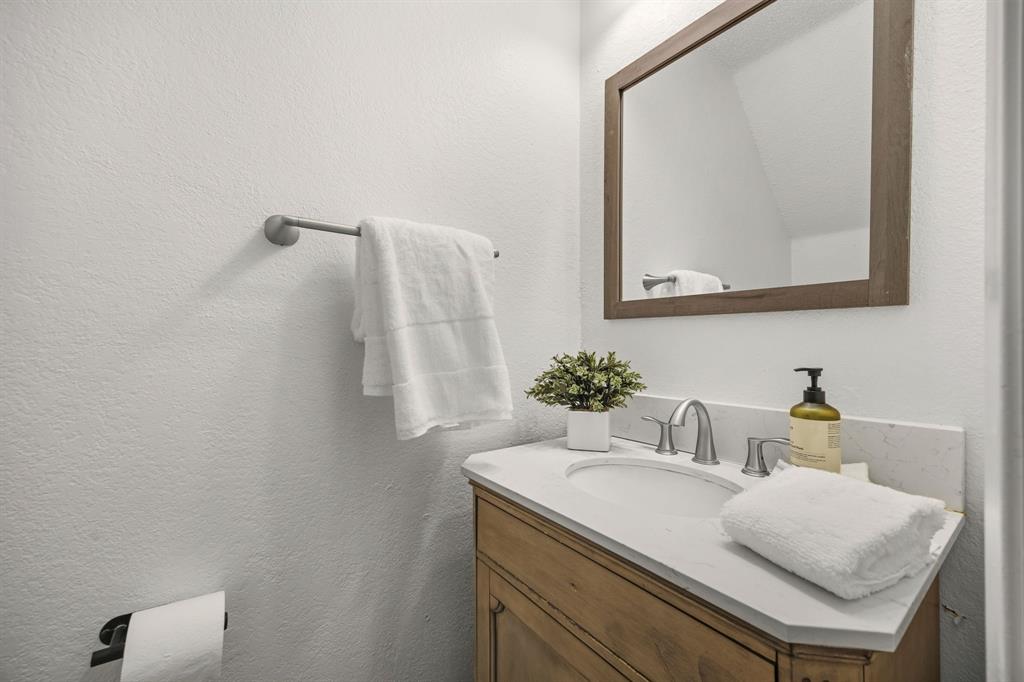 Pheasant Landing #8 - Residential