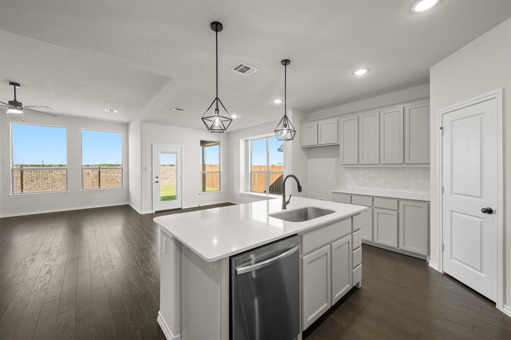 1109 Turtle Hill Lane