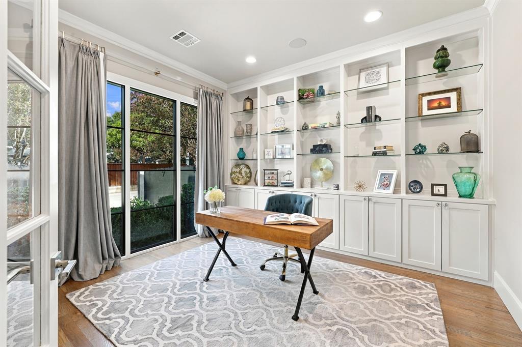 4112 Santa Barbara Drive