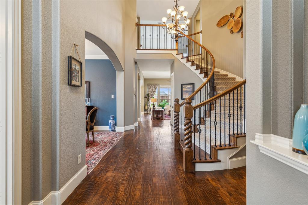 2404 Lilyfield Drive