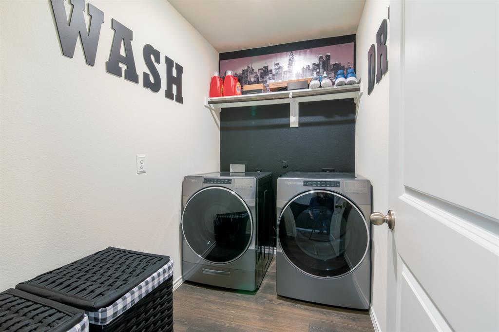 Verandah Ph 4 - Residential