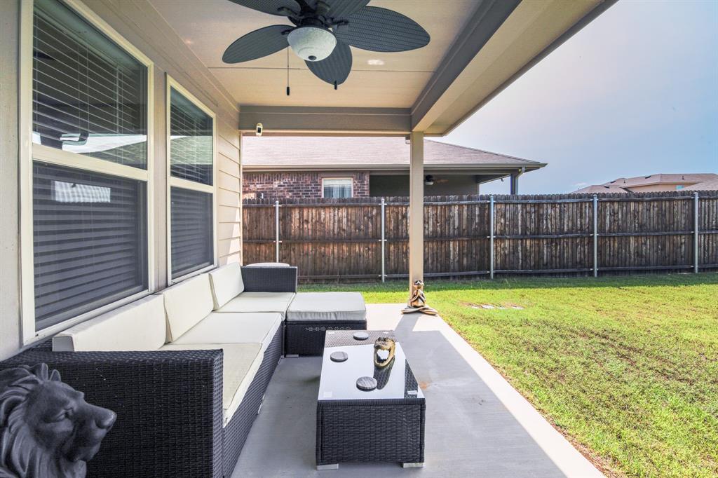 Verandah Ph 4 - Residential