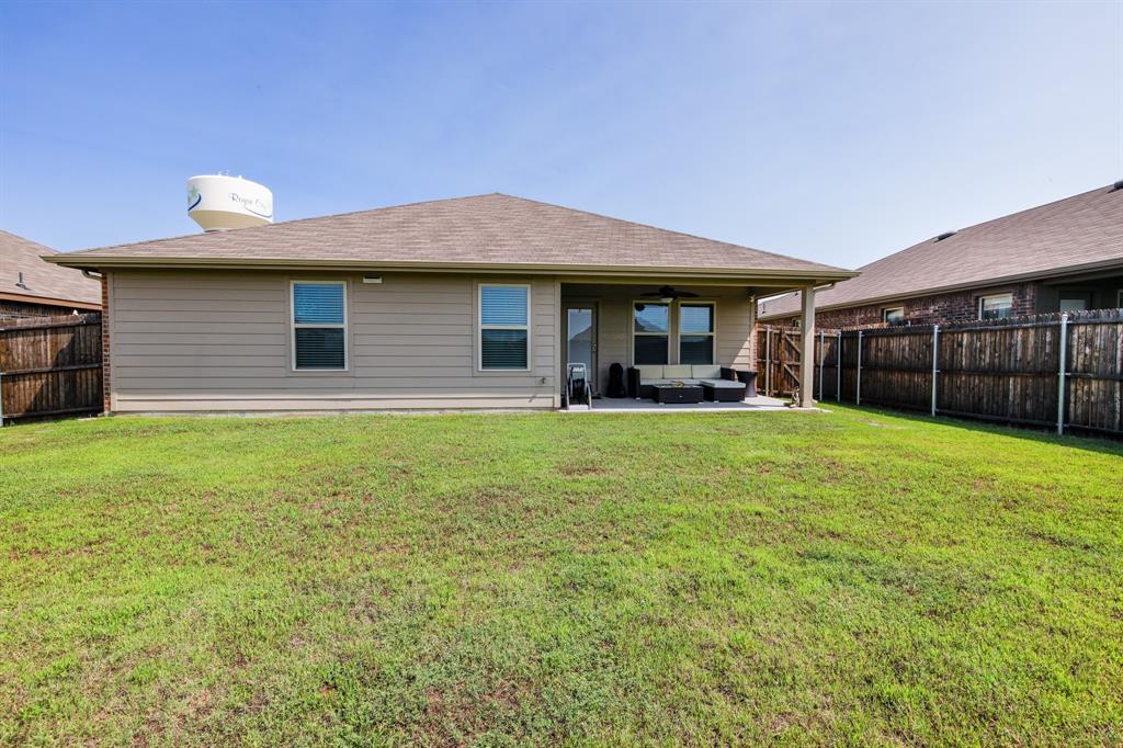 Verandah Ph 4 - Residential