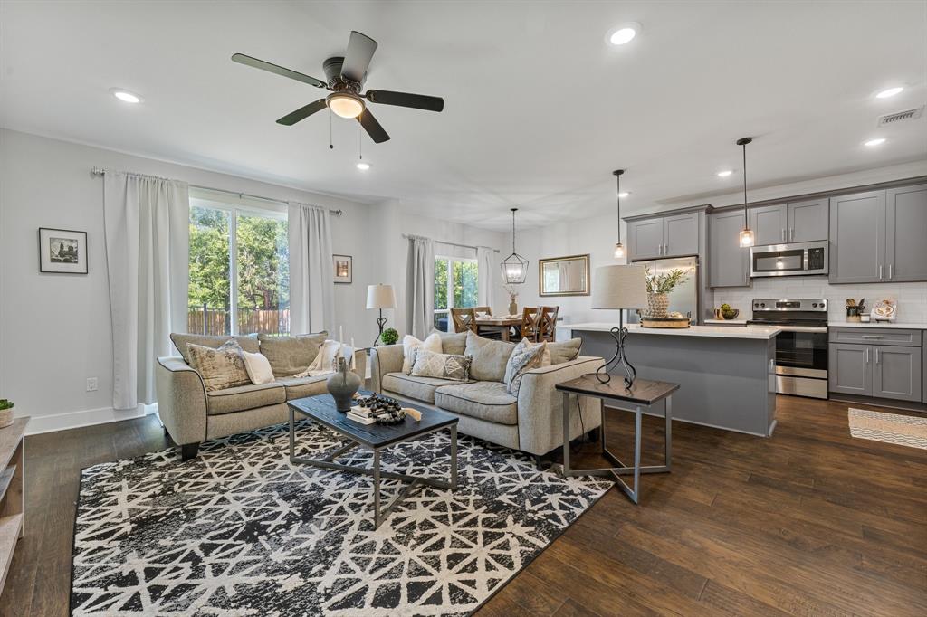 365 N Floral Street