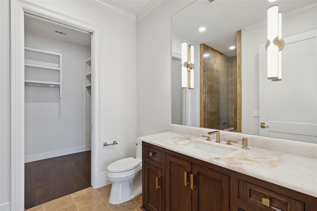 Sur Le Lac Condo - Residential