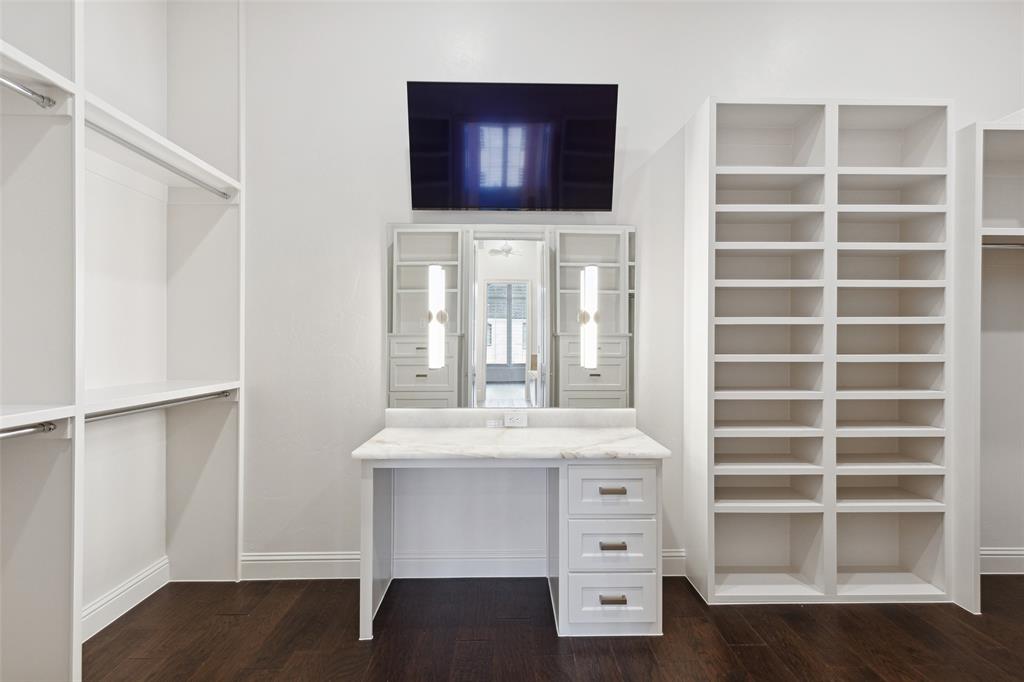 Sur Le Lac Condo - Residential