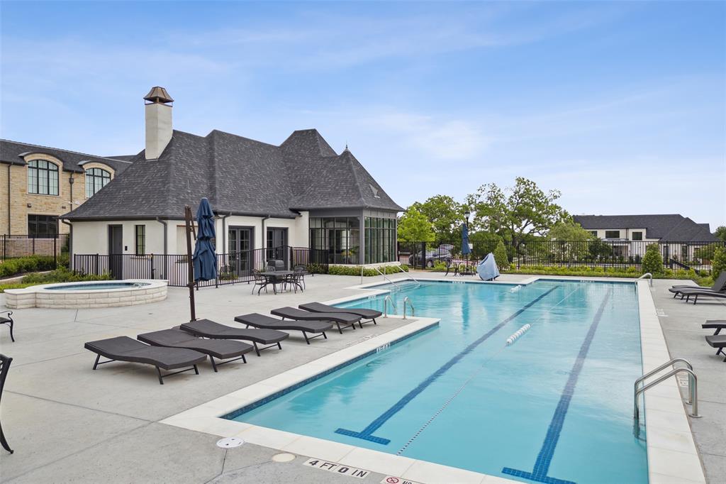 Sur Le Lac Condo - Residential