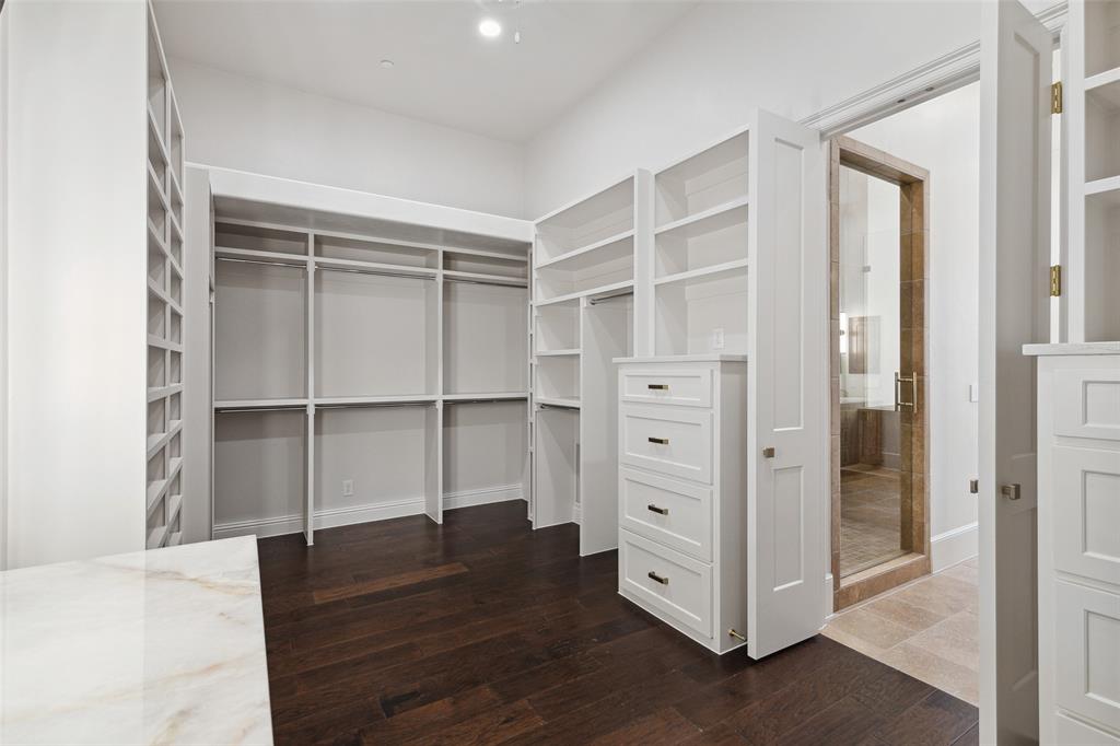 Sur Le Lac Condo - Residential