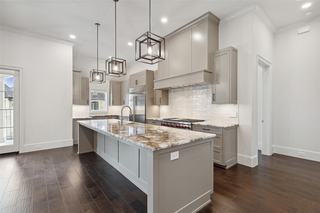 Sur Le Lac Condo - Residential