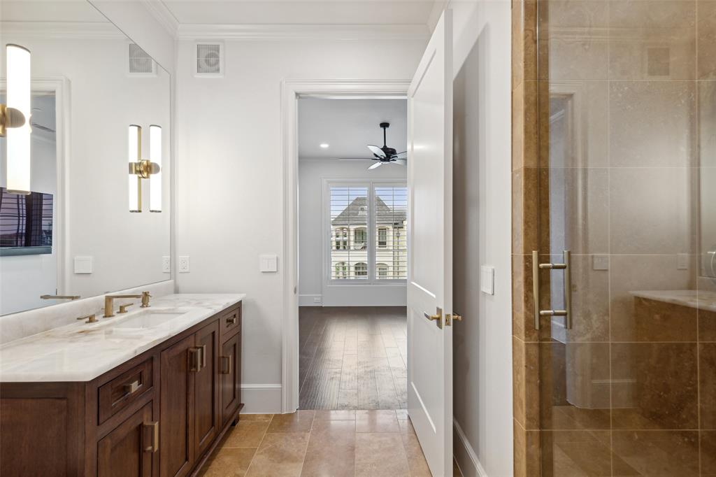 Sur Le Lac Condo - Residential