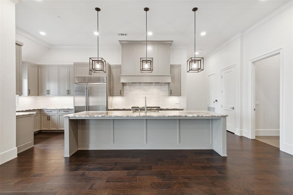 Sur Le Lac Condo - Residential