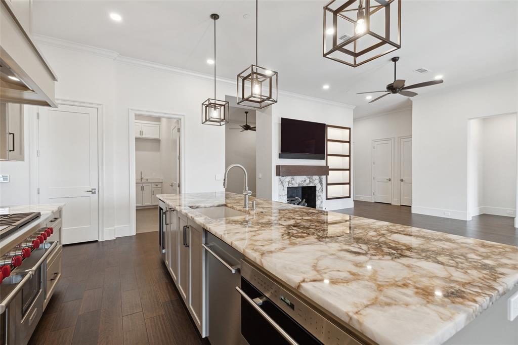 Sur Le Lac Condo - Residential