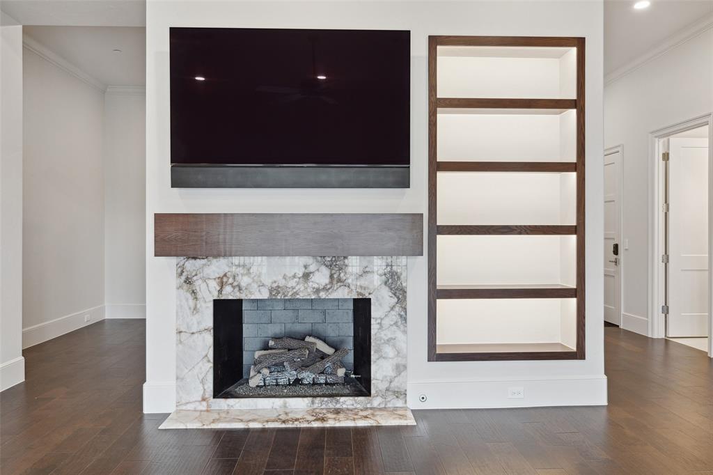 Sur Le Lac Condo - Residential