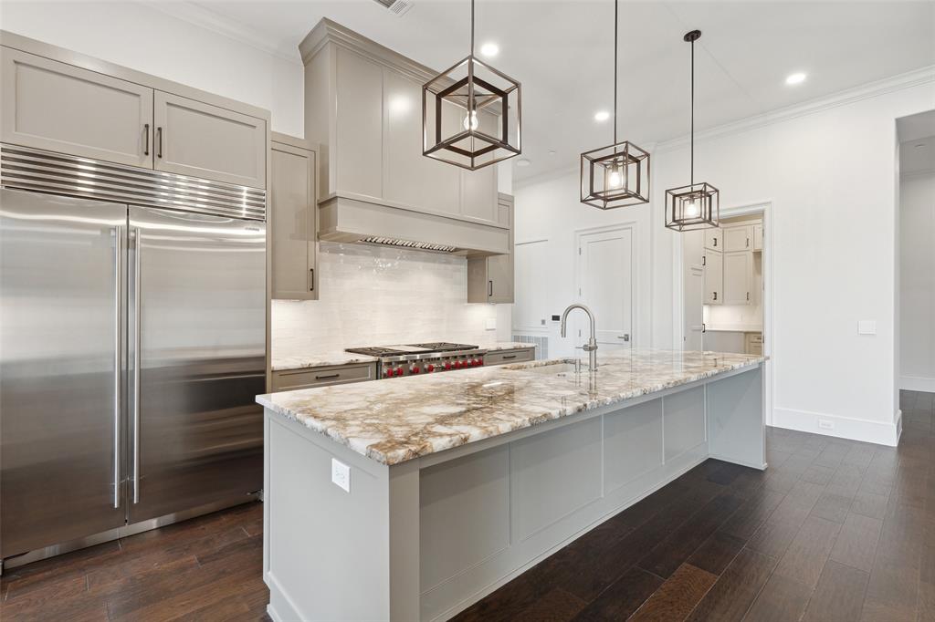 Sur Le Lac Condo - Residential