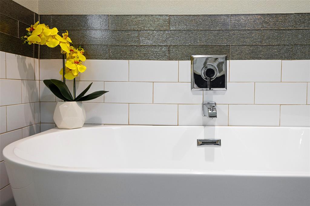 Lovers Lane East - Residential