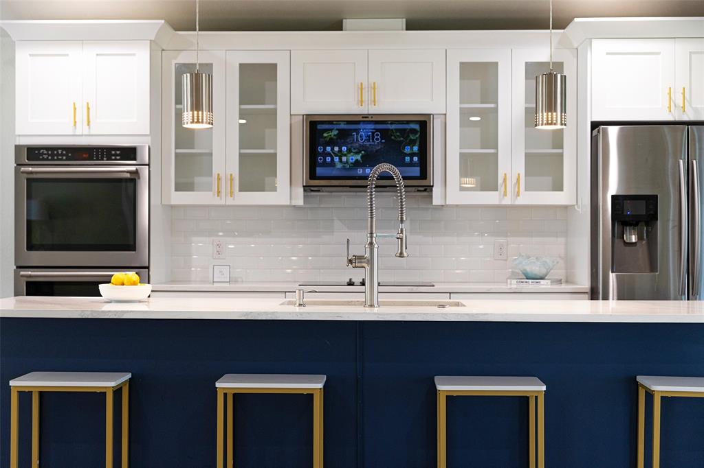 Lovers Lane East - Residential