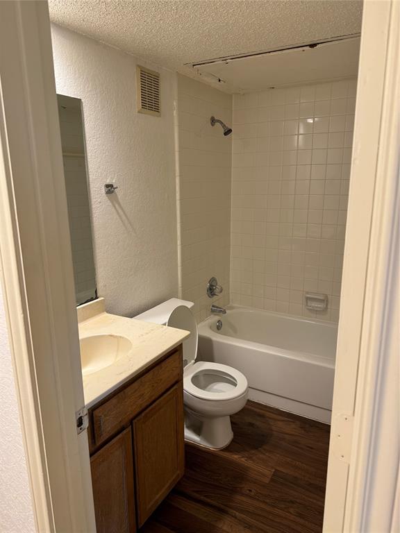 PARKWEST - Residential Lease