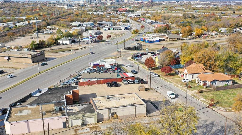 Manning L V Sub - Commercial Lease