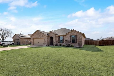 480 Collin Street Nevada TX 75173