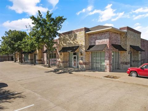 202 Hyde Park Boulevard Cleburne TX 76033